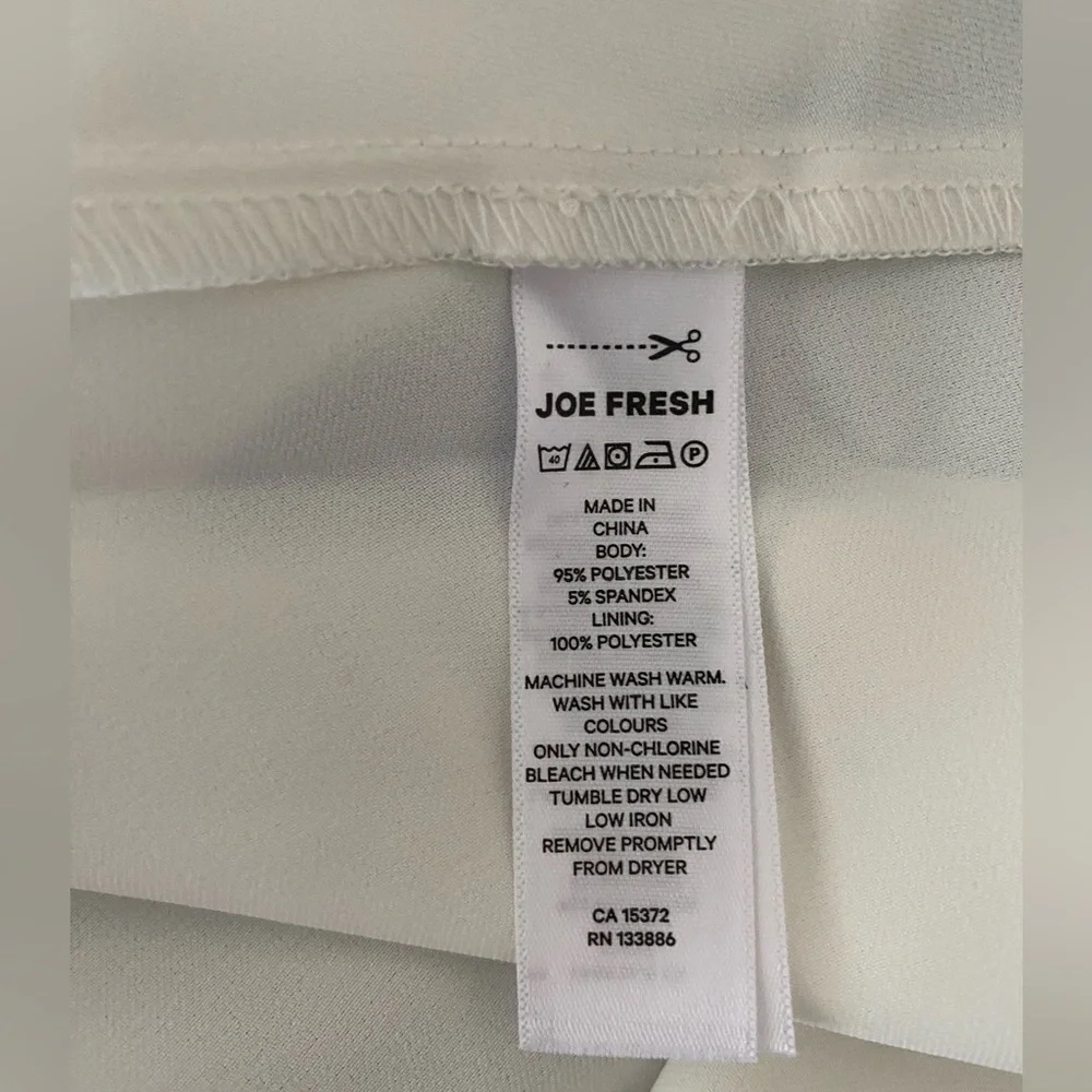 Joe Fresh x Roxy Earle BNWT women’s winter white key hole skater dress size 16 - Picture 11 of 12